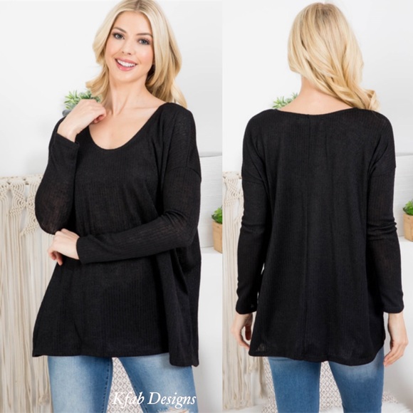 ❤️LAST ONE! Super Soft Ribbed Flowy (Wardrobe Staple) Black Top! - Picture 4 of 6